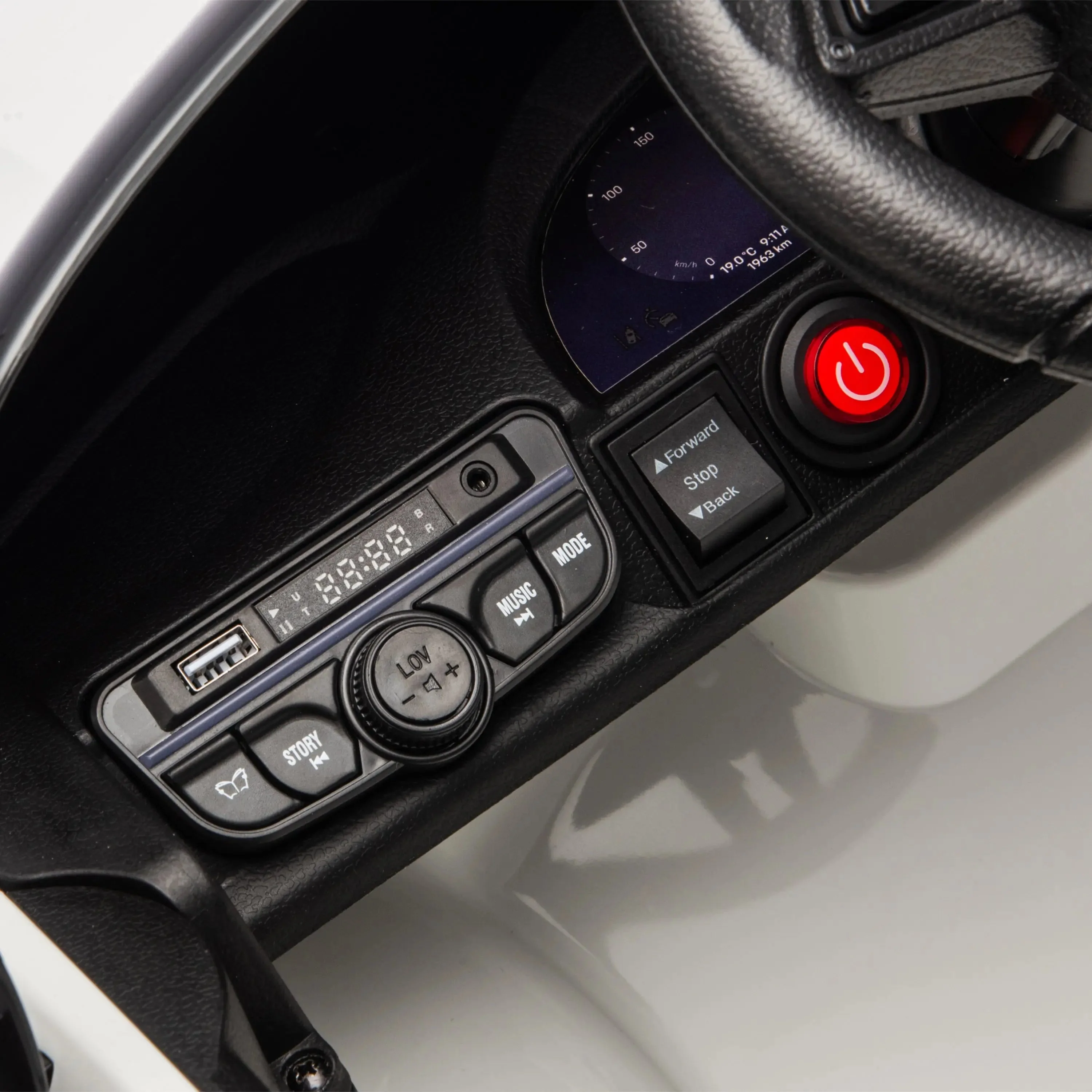 24V Porsche Macan Turbo EV Ride on - Image 19